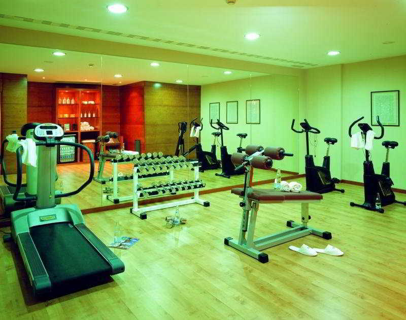 Ac Hotel Palencia By Marriott מראה חיצוני תמונה